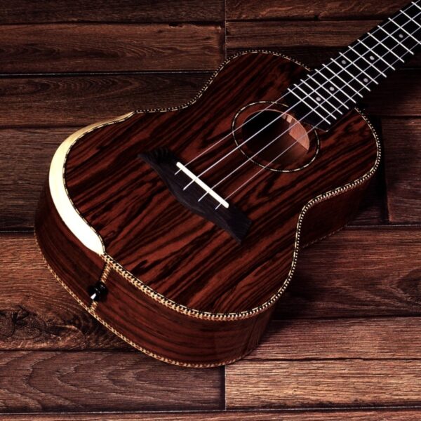 Barnes & Mullins BMUK8C Becote Concert Ukulele - Image 4