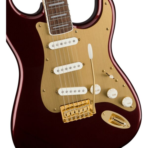 Squier 40th Anniversary Stratocaster®, Gold Edition, Laurel Fingerboard, Gold Anodized Pickguard, Ruby Red Metallic - Image 4