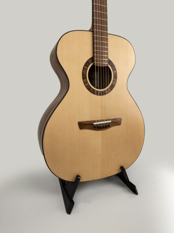 Richmond Guitars Orchestra Model - Image 3