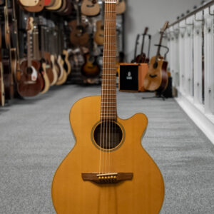 Pre-Owned Takamine EG-40C, Made in Taiwan