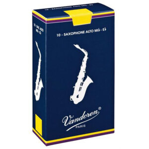 Vandoren Traditional Alto Saxophone Reed, Strength 1.5 (Single)